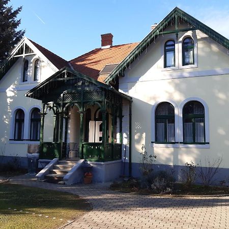 Szalay Villa ヴェスプレーム エクステリア 写真