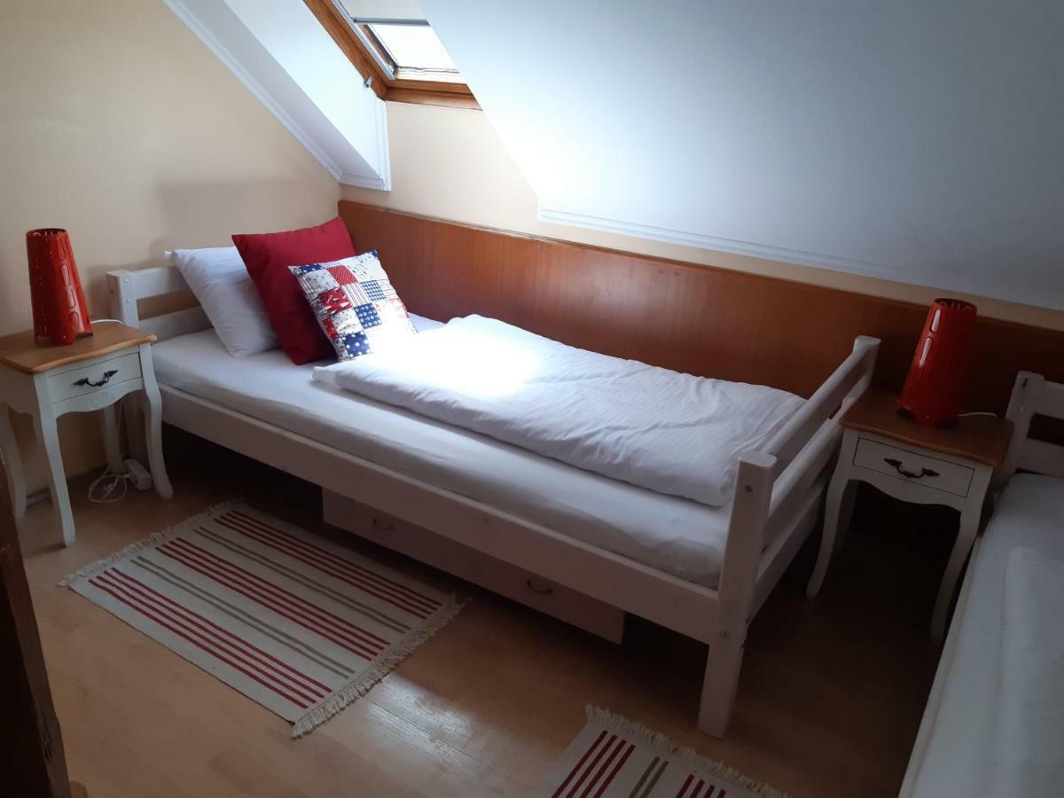 Szalay Villa ヴェスプレーム エクステリア 写真